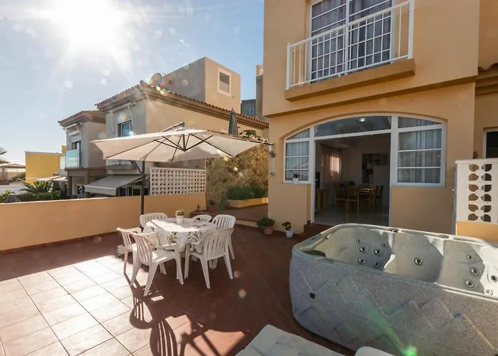 דירה Casa Acoran With Jacuzzi